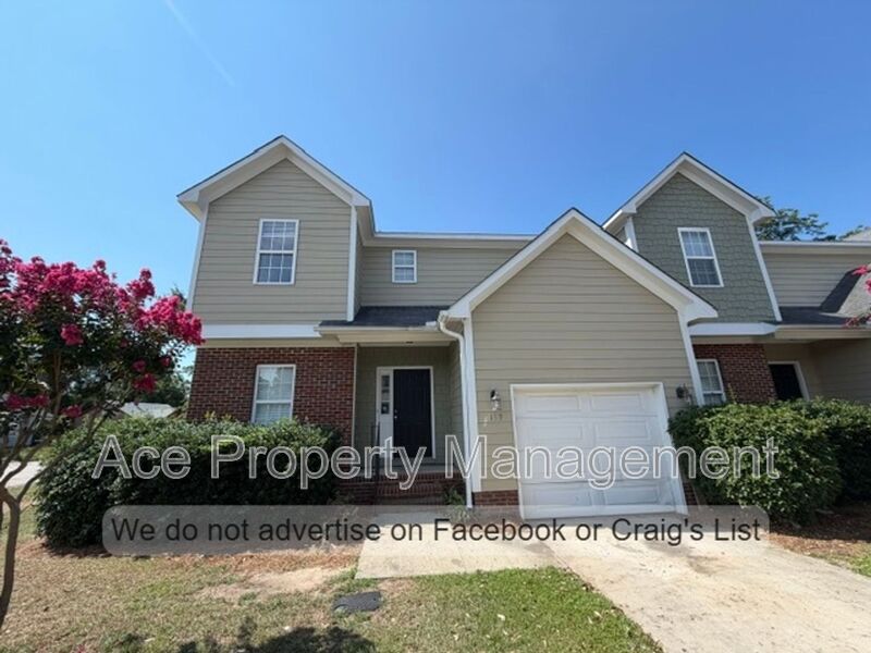 Fayetteville House: 119 Willborough Avenue
