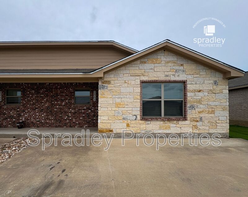 Belton Condo: 1560 Kal Ct