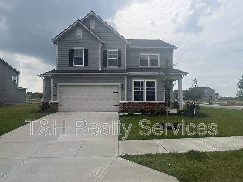 Noblesville House: 13111 Himalaya Circle