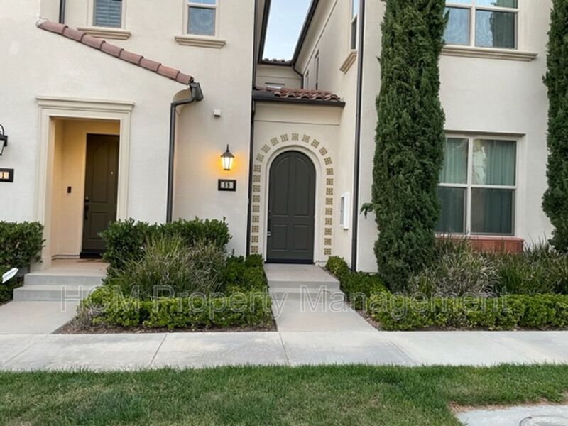 Irvine House: 59 Henson