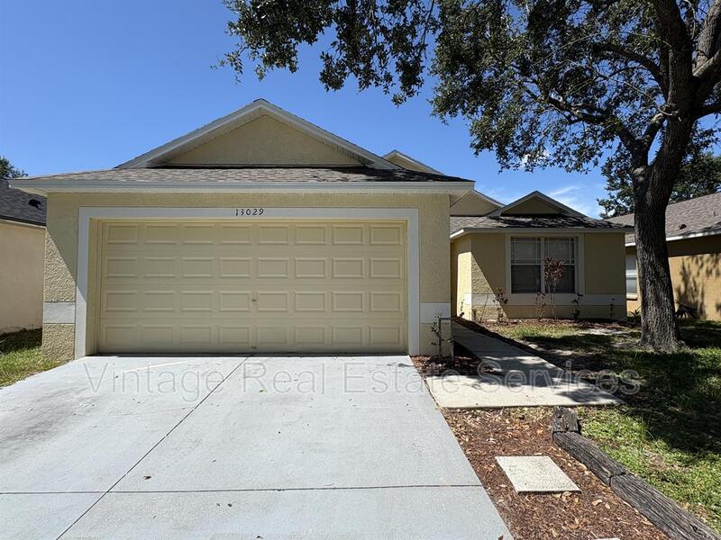 Gibsonton House: 13029 Bridleford Dr