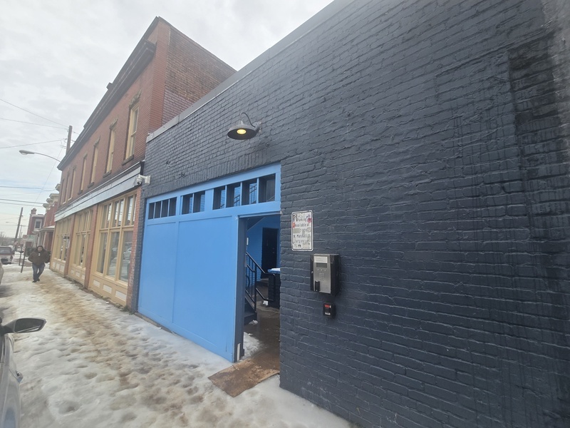 Richmond Condo: 301 Goshen St