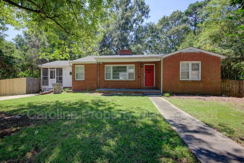 Gastonia House: 607 W 19th Ave