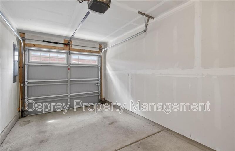 Spacious 3-Bedroom Townhome in Norfolk!  - Photo 16