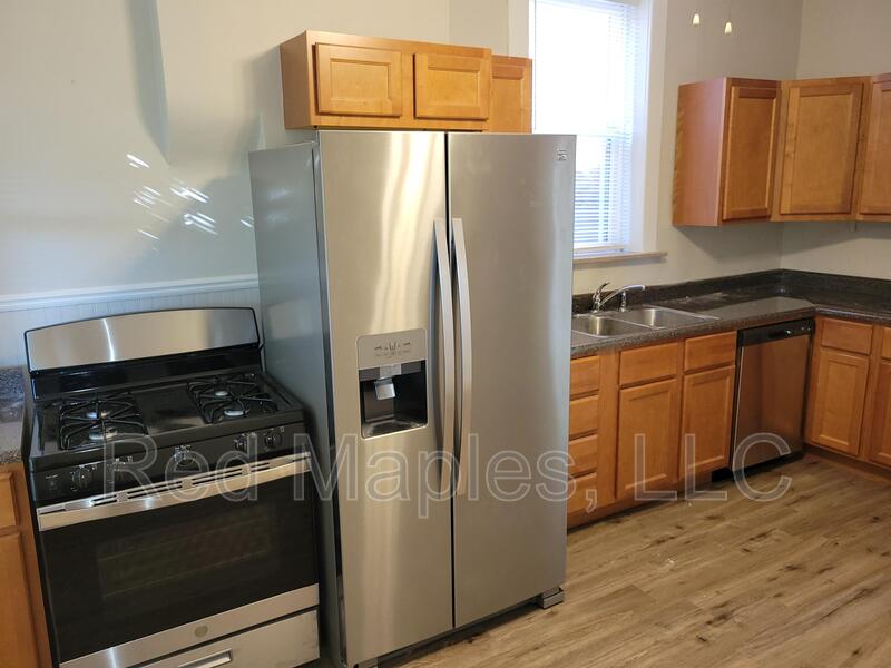 St. Louis Condo: 6443 Idaho Avenue - 2nd Fl