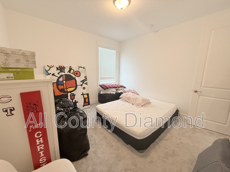 Main Rental Photo 17
