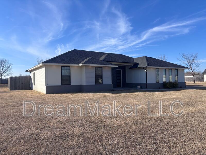 Goldsby House: 5102 Magnolia Meadow Way