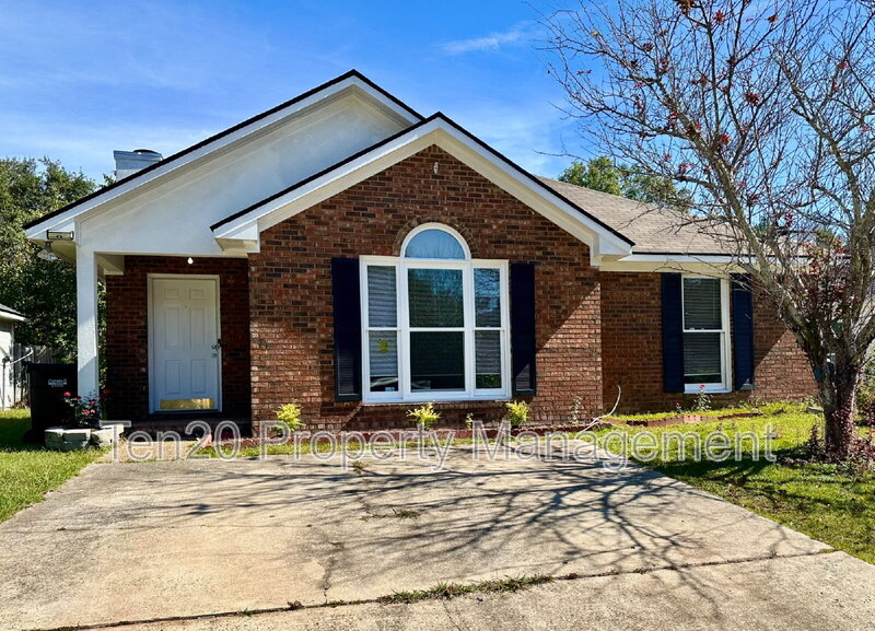 Columbus House: 6336 Blanchard Court