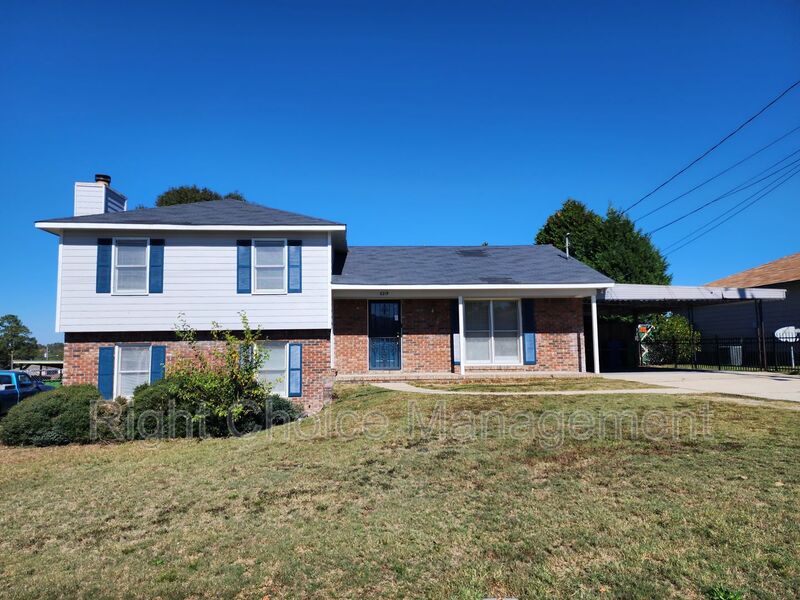 Columbus House: 6219 Browning Drive