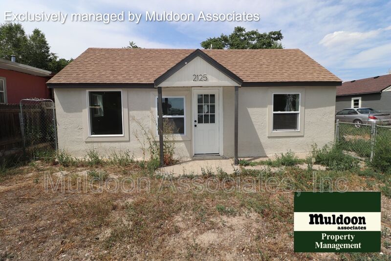 Pueblo House: 2125 E 8th St