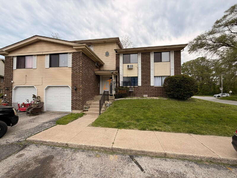 Portage Condo: 6248 Kathryn Ct