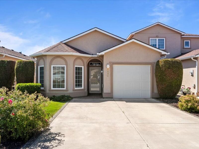 Pasco Townhome: 9604 Mia Lane