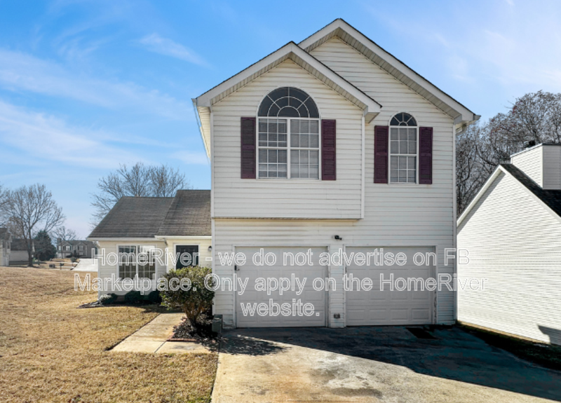 Douglasville House: 3263 N Winds Trl