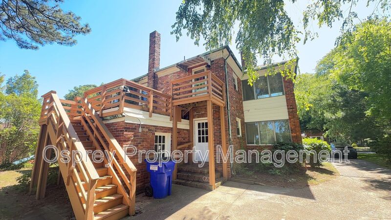 Charming 2BR with Sunroom, Hardwood Floors & Lawn Care Included - Photo 20