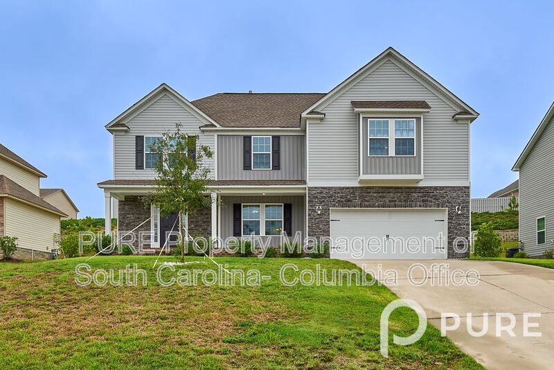 Columbia House: 1074 Acacia Lane