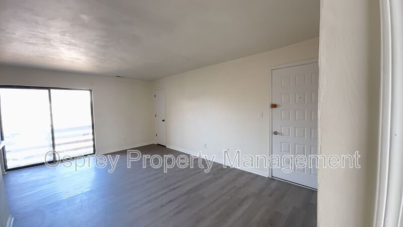 Charming 2-Bedroom Apartment in Norfolk! - Photo 7