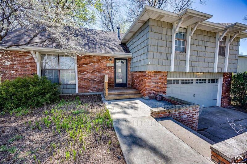 3421 West 10th Place, rental photo 9