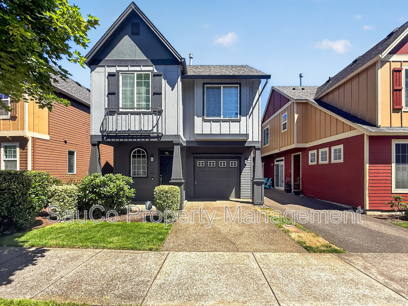 Hillsboro House: 948 SE Elina Ave
