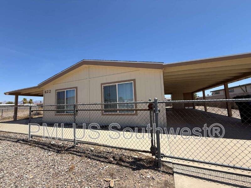 Bullhead City House: 622 Riverfront Dr