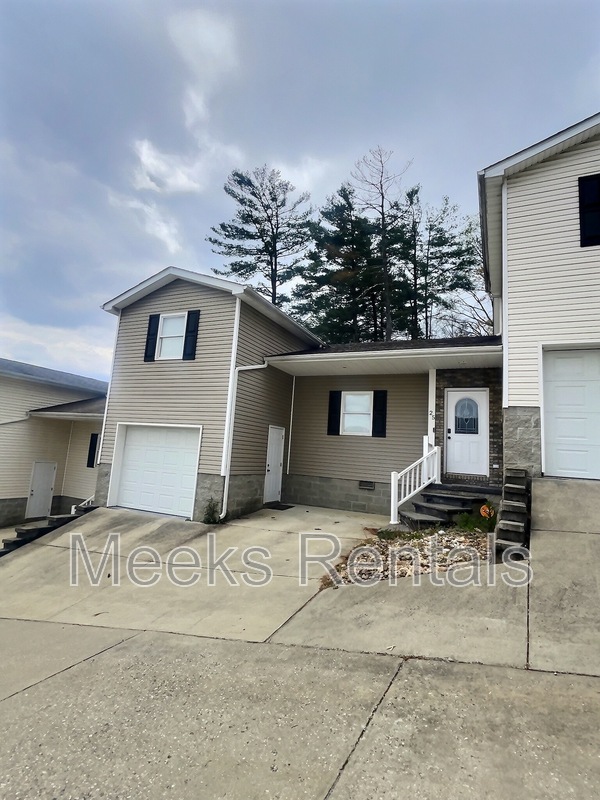 Hurricane Townhome: 25 Marie Dr.