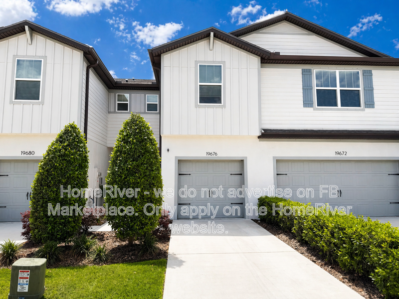 Land O Lakes House: 19676 Shady Oak Dr