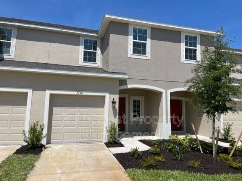 Nokomis House: 5776 Haven Ter