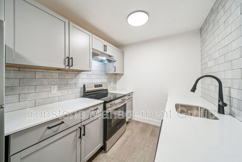 Tulsa House: 3165 E 49th Street