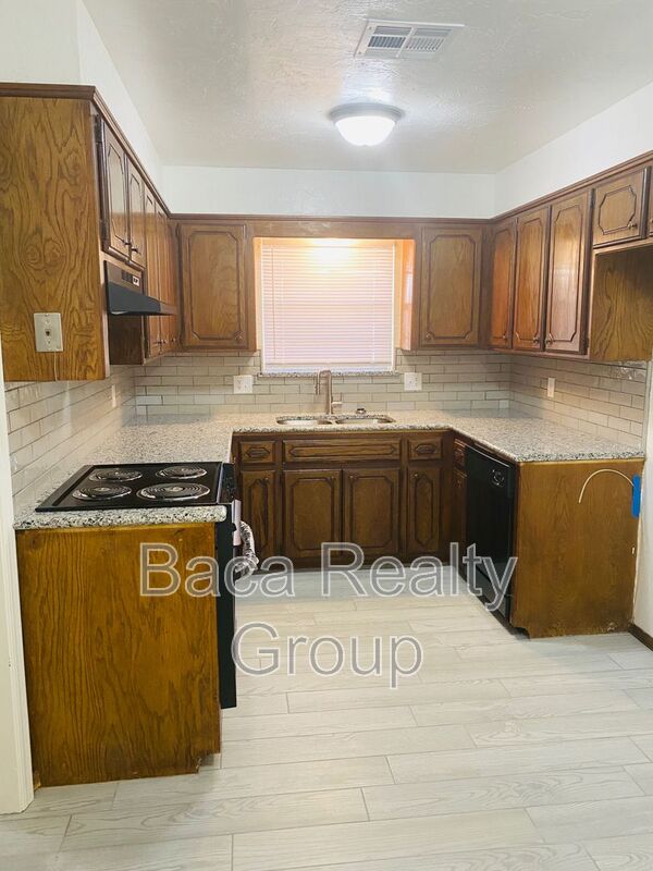 Noble Condo: 305 S Fifth Street
