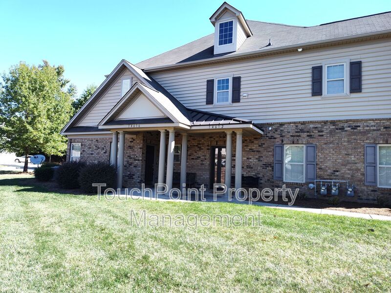 Charlotte Condo: 14616 Juventus St