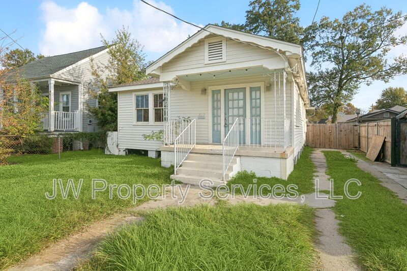 Gretna House: 317 Ocean Ave