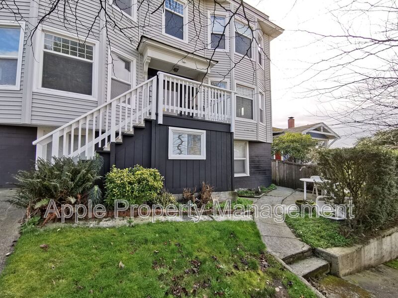 Seattle Condo: 901 W Howe St