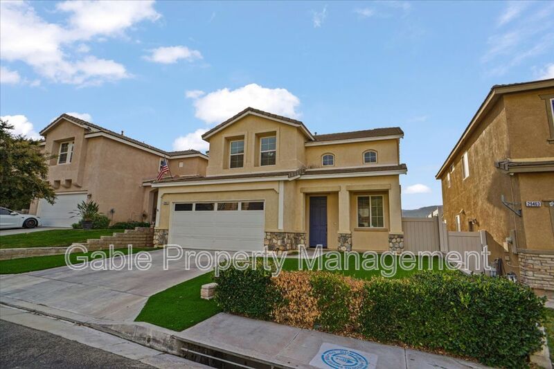 Santa Clarita House: 29459 Shannon Ct