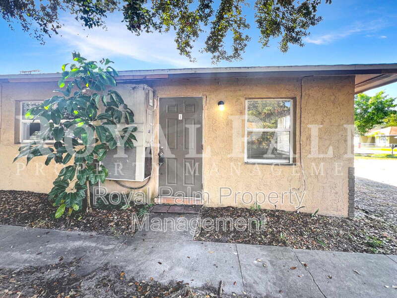 Fort Myers Condo: 13037 First Street- 1