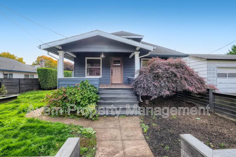 Portland House: 4754 N Syracuse, Unit A