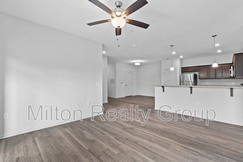 Lillington Condo: 250 Grove Circle