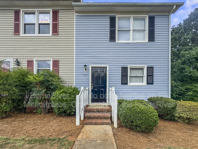 Greensboro House: 1161 Glendale Dr