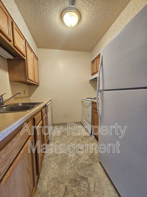 McCook Condo: 1300 East H Street