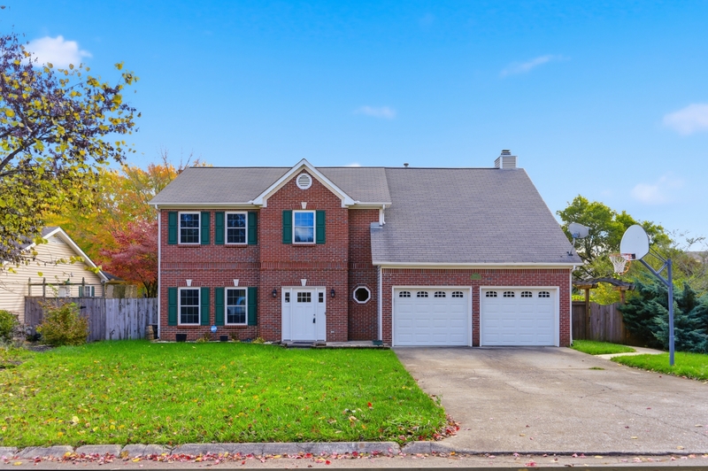 Knoxville House: 10012 Double Tree Road