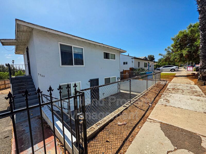 San Diego Condo: 5367 Roswell St.