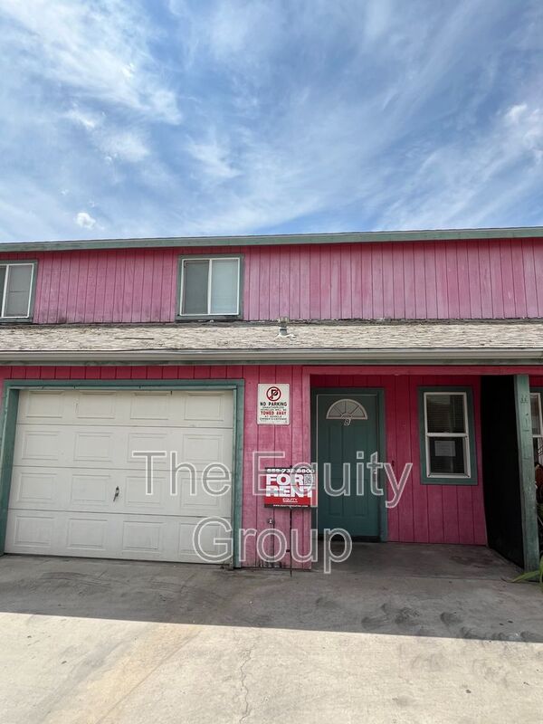 Porterville Condo: 69 N Fourth St