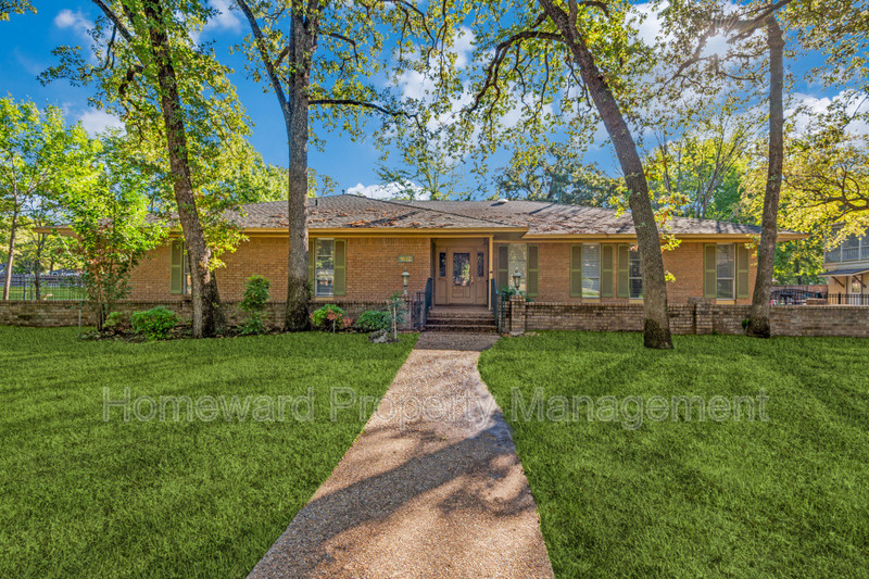 Irving House: 1612 Canyon Oaks Drive