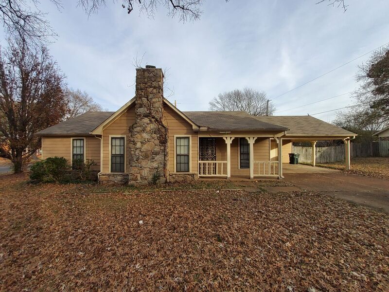Memphis House: 4464 Trout Valley Dr