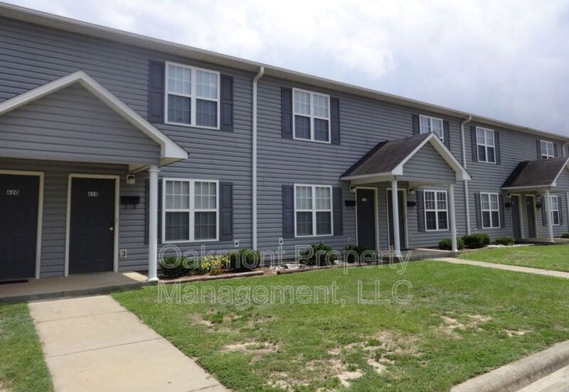 Fayetteville House: 942 Pedro Drive