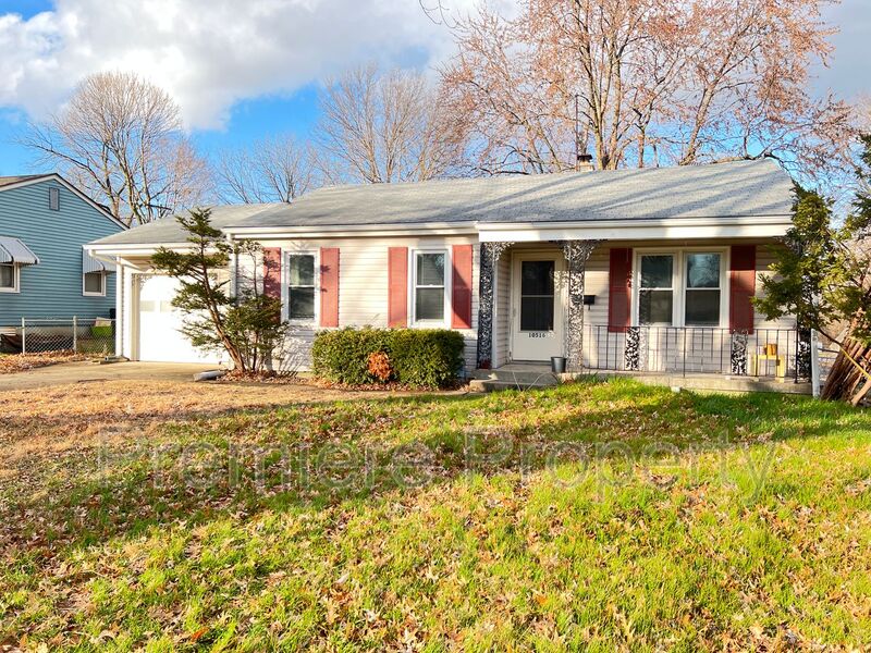 Independence House: 10516 E 26th St S