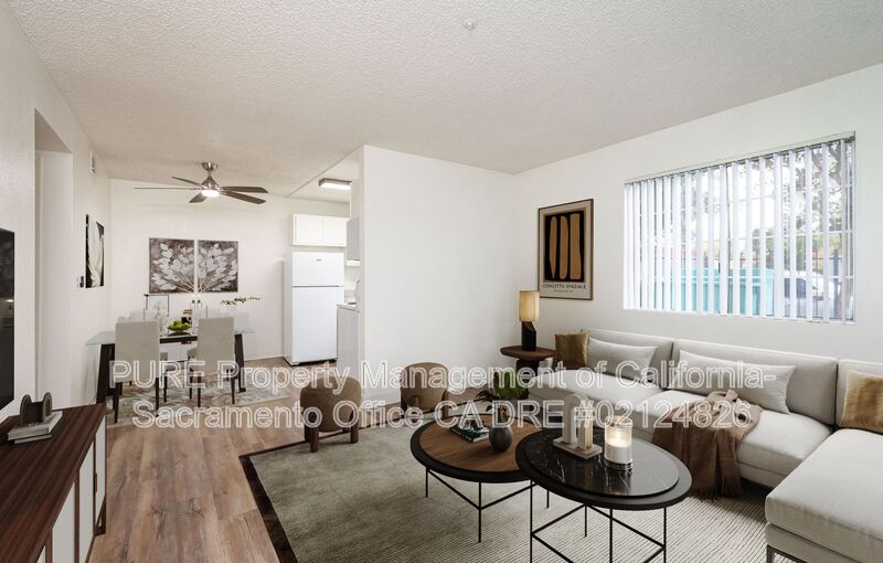Sacramento House: 1621 Hood Rd