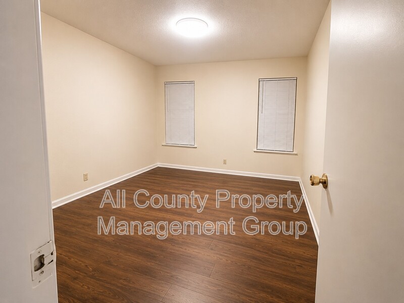 Main Rental Photo 12