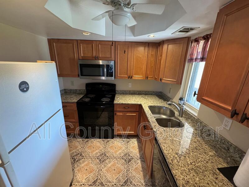 Port Charlotte Condo: 19505 Quesada Ave