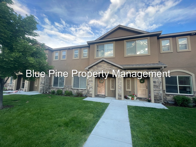 Rexburg Townhome: 565 Pioneer Road