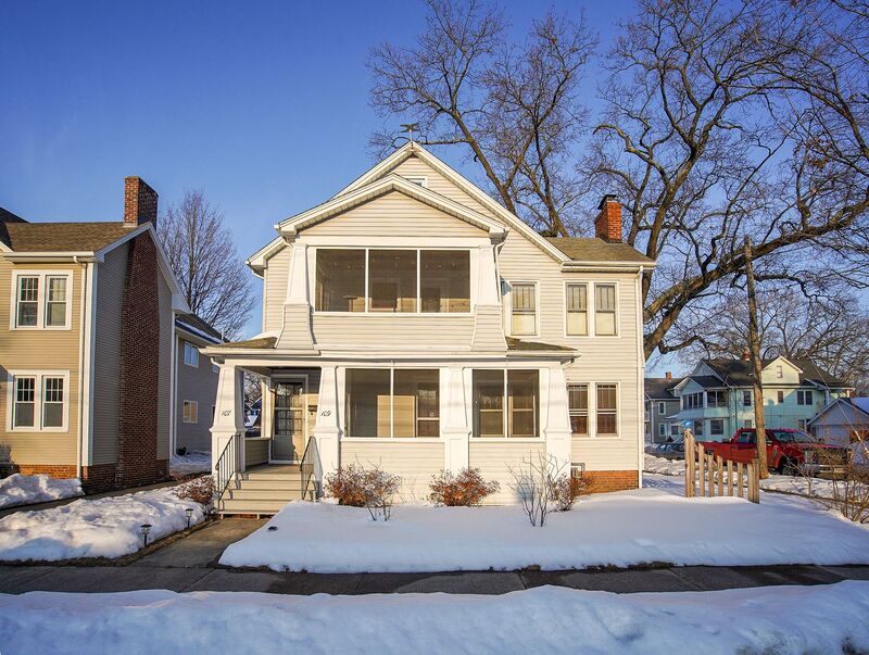 Springfield Condo: 109 Carver Street