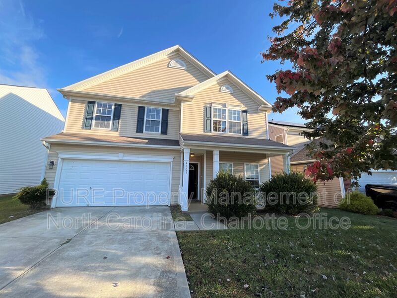 Charlotte House: 4803 Sunburst Ln